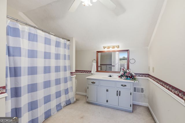 71 Poole Circle, Carnesville, GA 30521