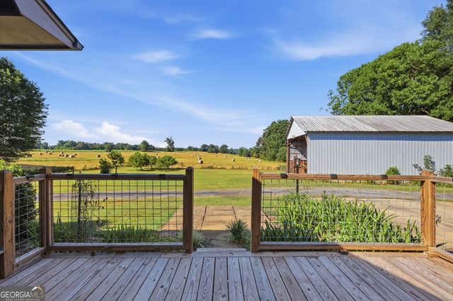 71 Poole Circle, Carnesville, GA 30521