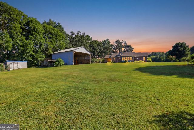 71 Poole Circle, Carnesville, GA 30521