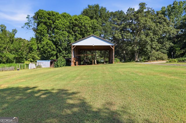 71 Poole Circle, Carnesville, GA 30521