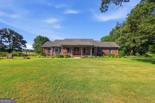 71 Poole Circle, Carnesville, GA 30521