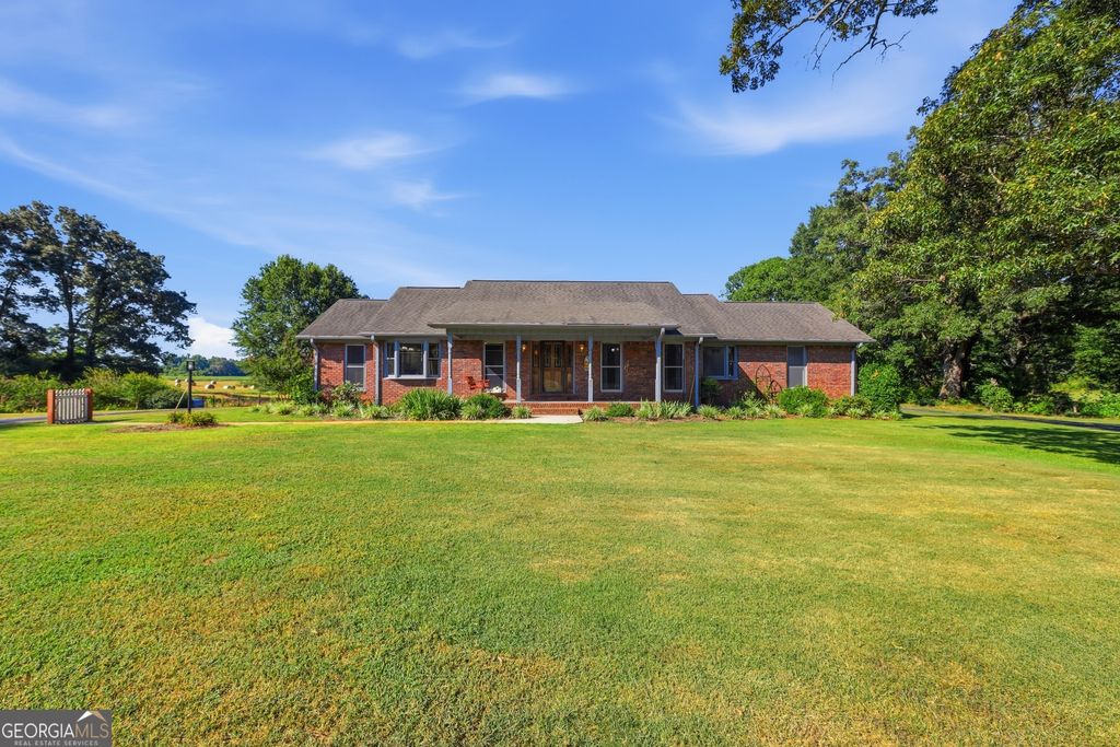 71 Poole Circle, Carnesville, GA 30521