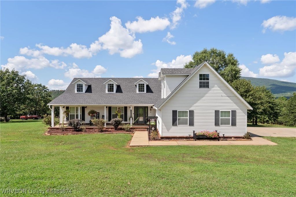 33605 N Scott Road, Poteau, OK 74953