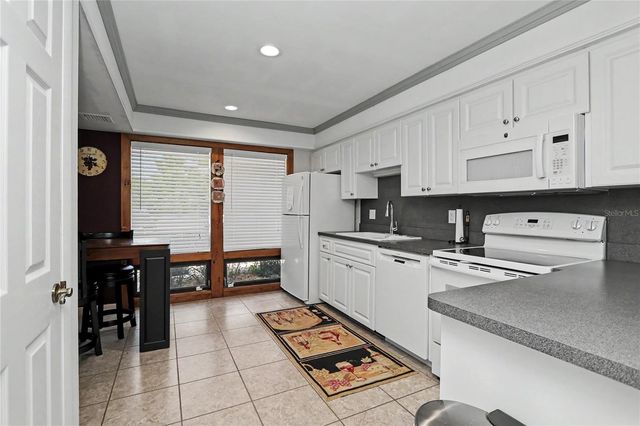 19660 SW 83RD PLACE ROAD C16, Dunnellon, FL 34432