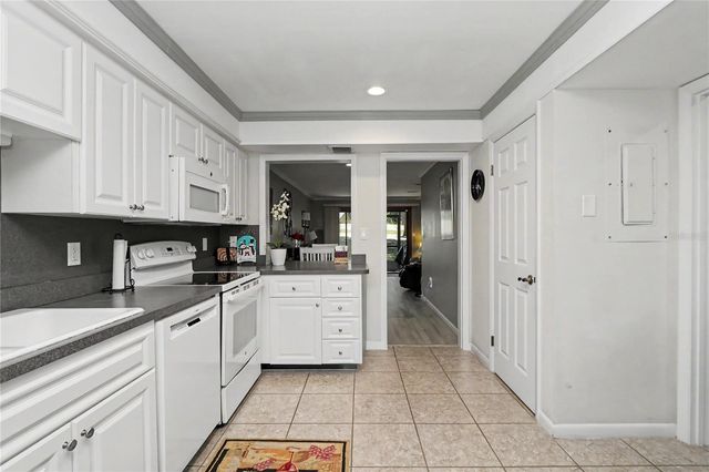 19660 SW 83RD PLACE ROAD C16, Dunnellon, FL 34432