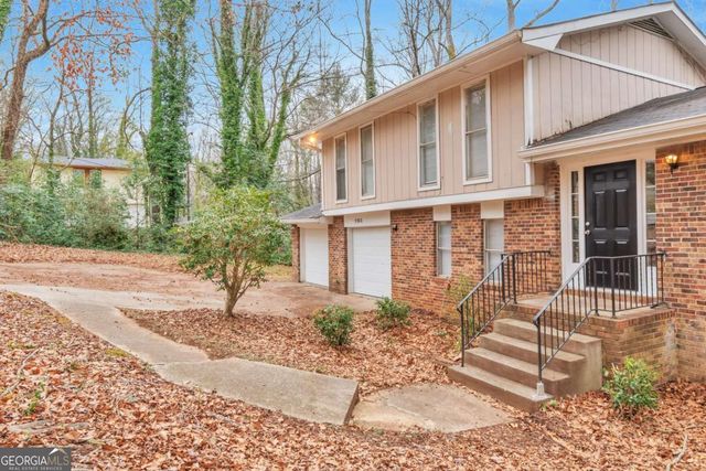 5900 Simone Drive, Stone Mountain, GA 30087