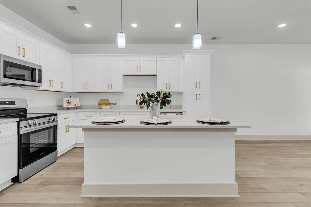 Image 39 of property listing at 4019 Gravely Avenue, North Charleston, SC 29405