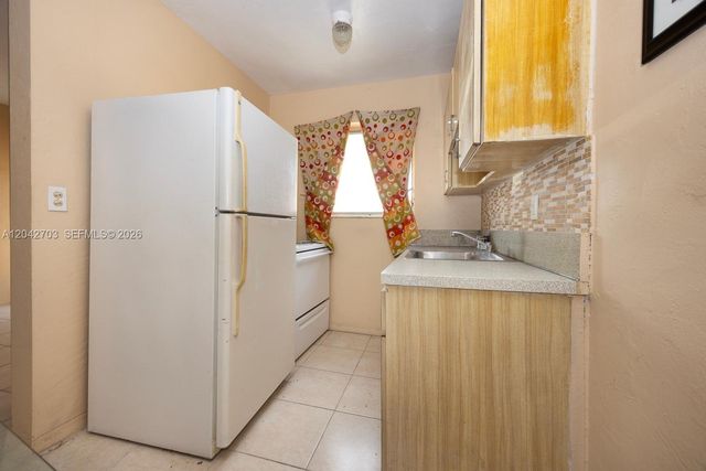 1915 NW 28th Street, Miami, FL 33142