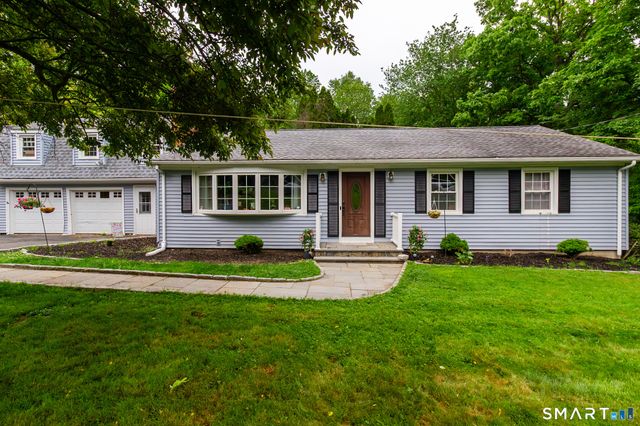 23 Great Neck Road, Trumbull, CT 06611