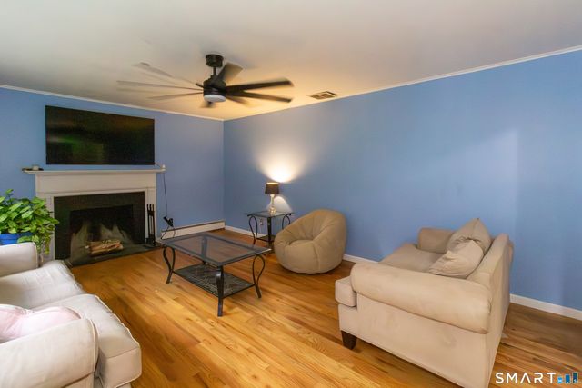 23 Great Neck Road, Trumbull, CT 06611