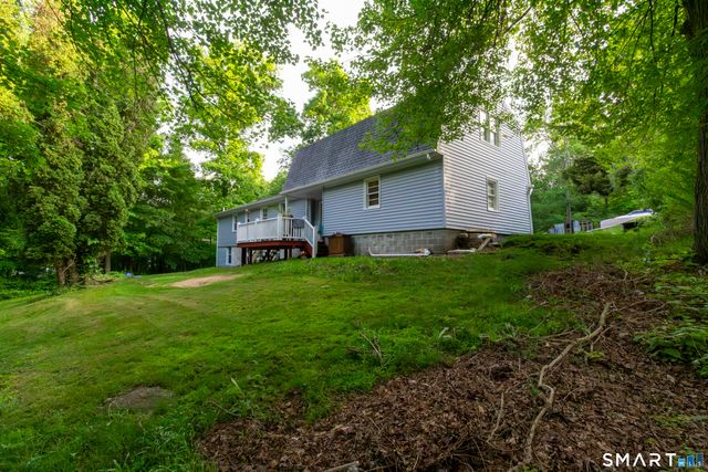 23 Great Neck Road, Trumbull, CT 06611