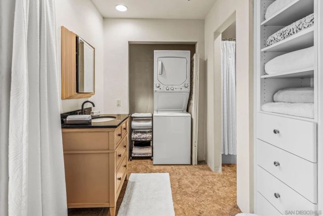 2003 Costa Del Mar Rd 692, Carlsbad, CA 92009