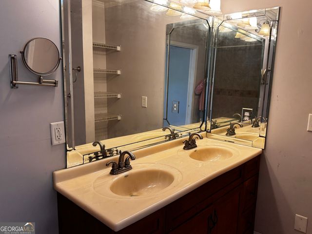 22 Ilene Drive, Cleveland, GA 30528