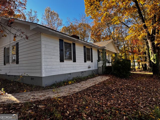 22 Ilene Drive, Cleveland, GA 30528