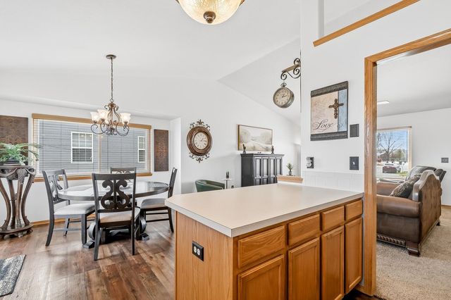 1502 E Summerwood, Goddard, KS 67052