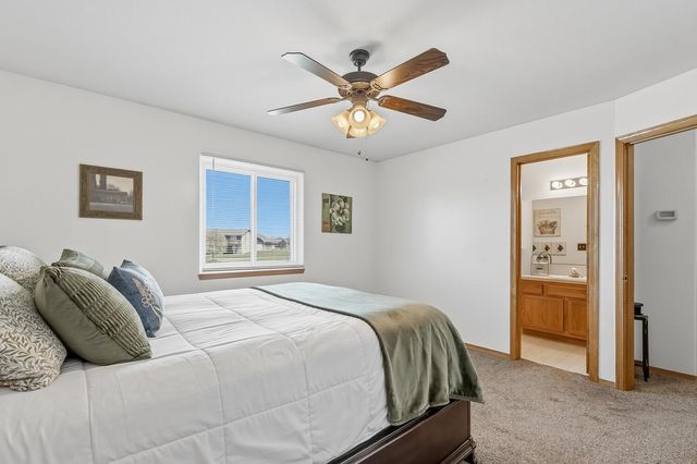 1502 E Summerwood, Goddard, KS 67052