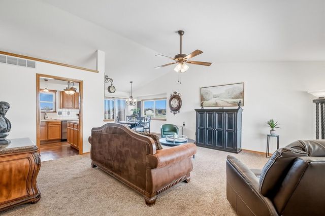 1502 E Summerwood, Goddard, KS 67052