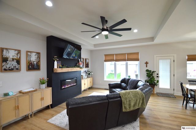 7246 N 49th Street, Lincoln, NE 68514