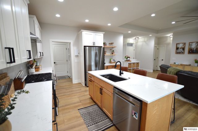 7246 N 49th Street, Lincoln, NE 68514