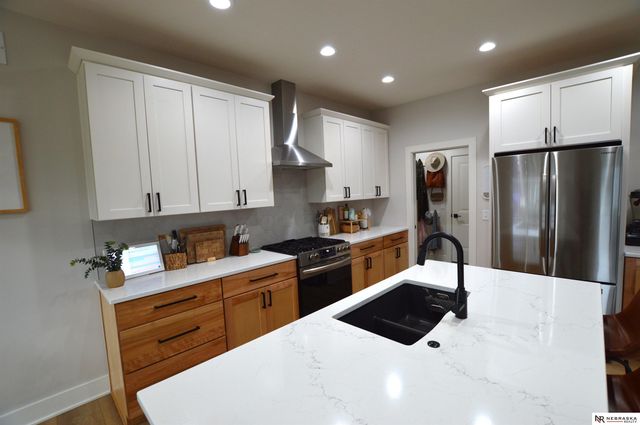 7246 N 49th Street, Lincoln, NE 68514