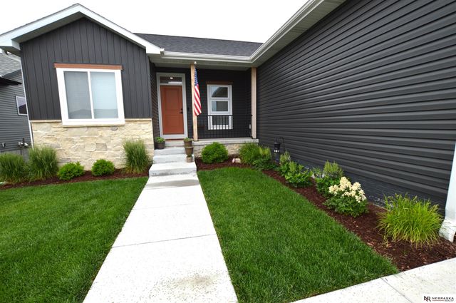 7246 N 49th Street, Lincoln, NE 68514
