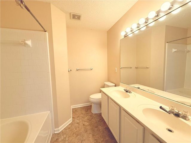 40 Highoak Drive NE, Marietta, GA 30066