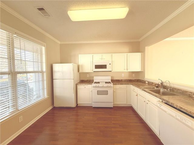 40 Highoak Drive NE, Marietta, GA 30066