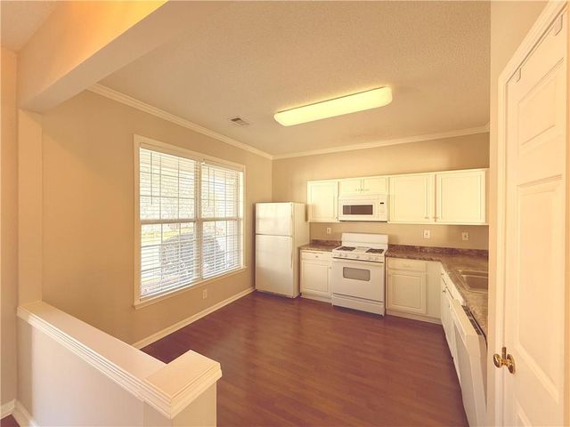 40 Highoak Drive NE, Marietta, GA 30066