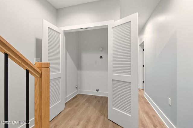 724 Sunset Road, Beachwood, NJ 08722