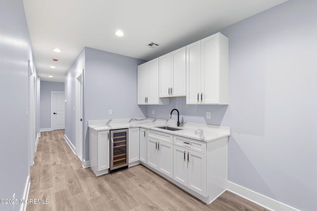 724 Sunset Road, Beachwood, NJ 08722