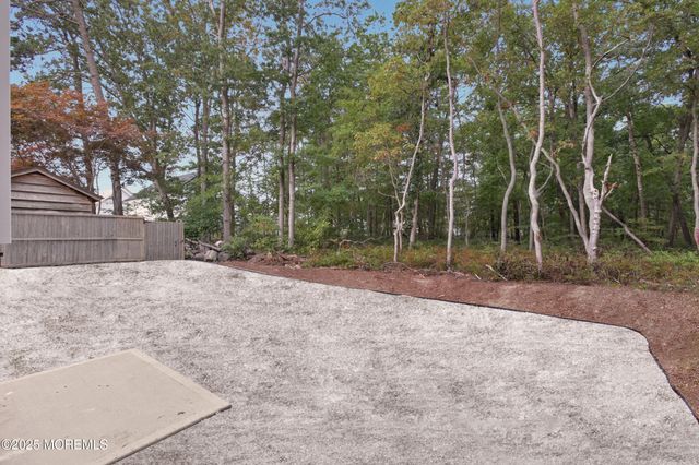 724 Sunset Road, Beachwood, NJ 08722