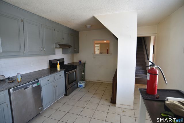 29 Bingham Street, Bristol, CT 06010