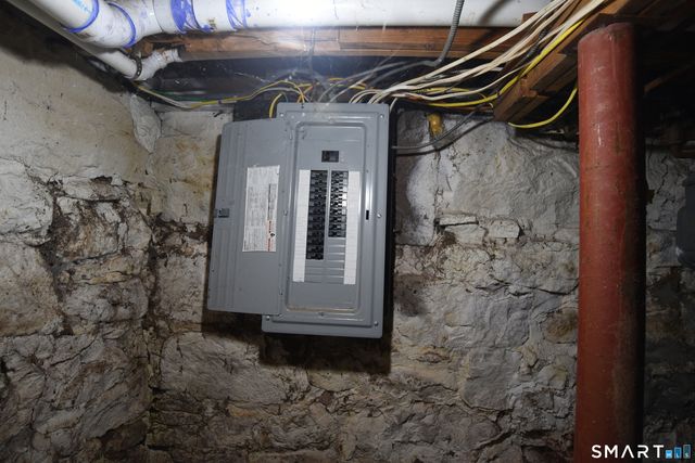 29 Bingham Street, Bristol, CT 06010