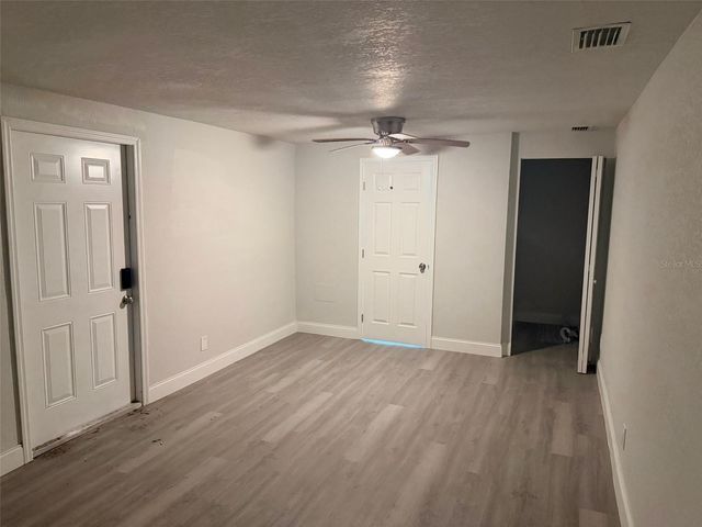 1869 W FREEMAN PLACE, Citrus Springs, FL 34434