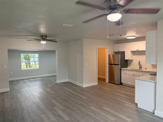 1869 W FREEMAN PLACE, Citrus Springs, FL 34434