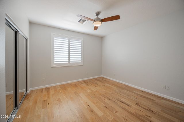 10655 N 9TH Street 213, Phoenix, AZ 85020