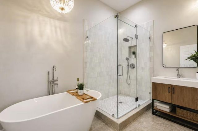 330 LANG COURT N 1, St Petersburg, FL 33701