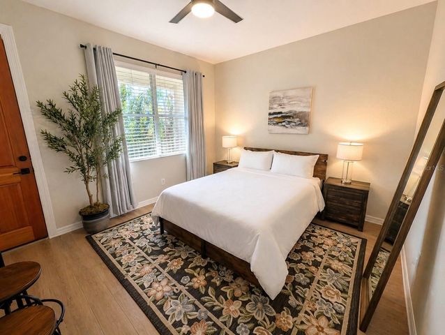 330 LANG COURT N 1, St Petersburg, FL 33701