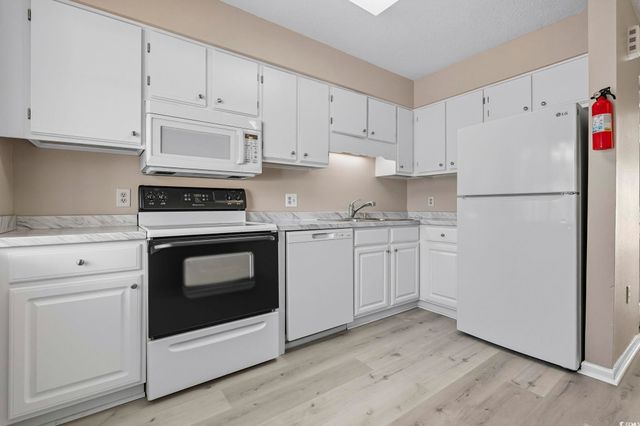 1208 Pinegrove Dr Apt D, Myrtle Beach, SC 29577