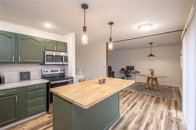 2096 Alabama Drive, Xenia, OH 45385