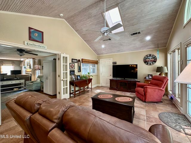 106 Caroline Cove, Clinton, MS 39056