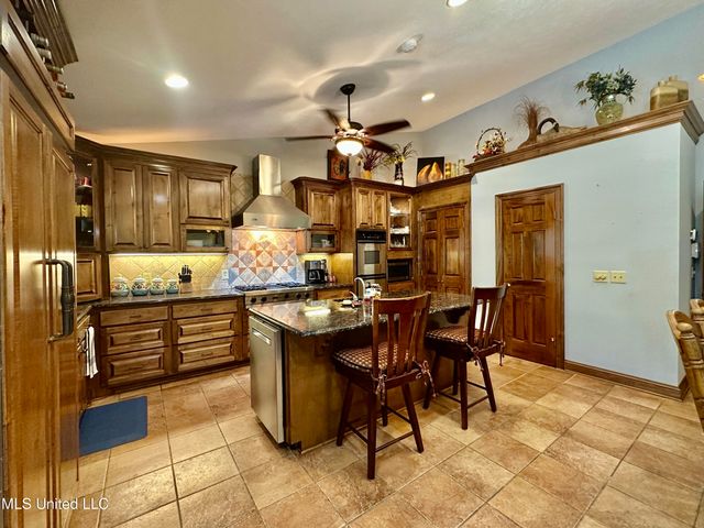 106 Caroline Cove, Clinton, MS 39056