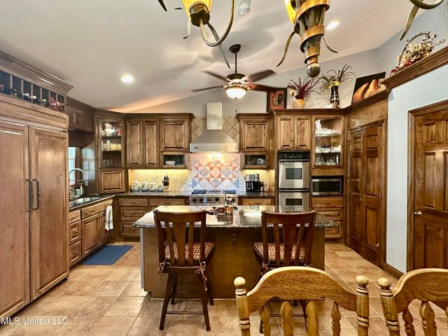 106 Caroline Cove, Clinton, MS 39056