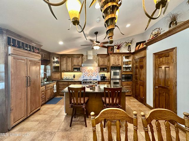 106 Caroline Cove, Clinton, MS 39056