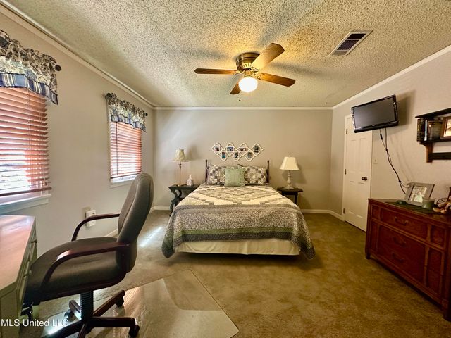 106 Caroline Cove, Clinton, MS 39056