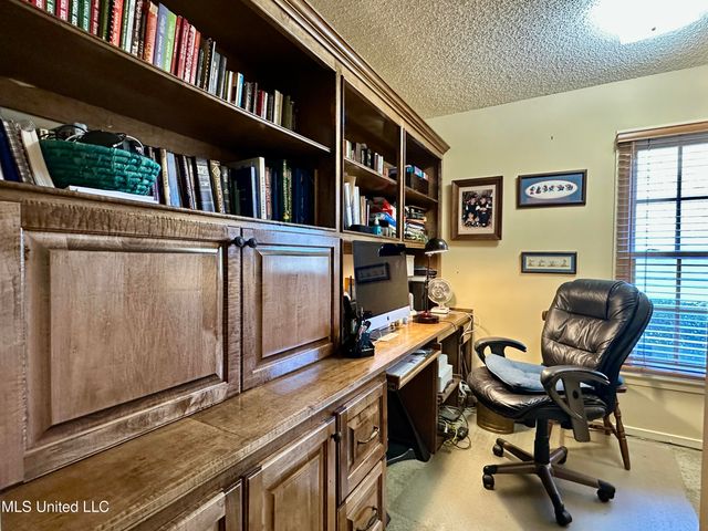 106 Caroline Cove, Clinton, MS 39056