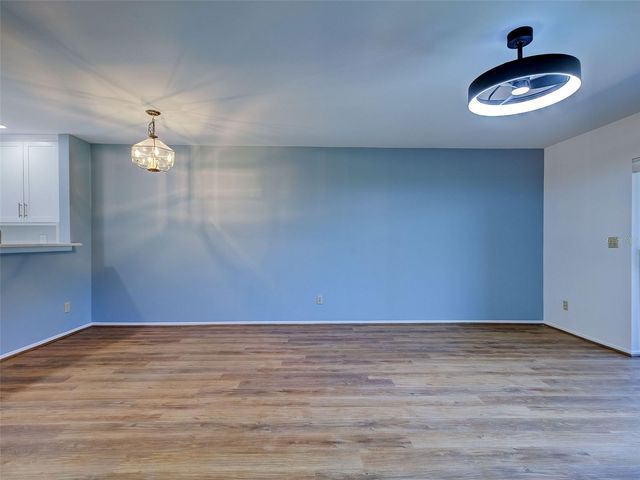 2004 LONGPOINTE CIRCLE E2, Venice, FL 34293