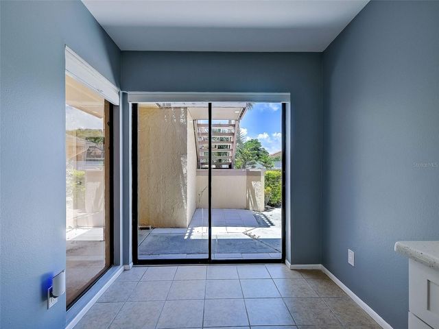 2004 LONGPOINTE CIRCLE E2, Venice, FL 34293