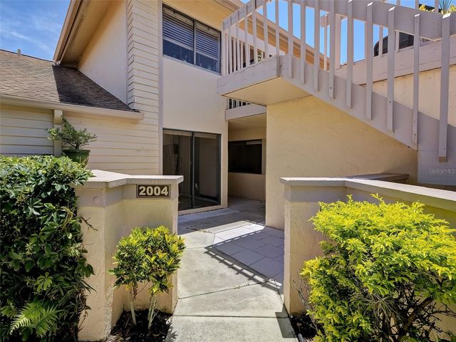 2004 LONGPOINTE CIRCLE E2, Venice, FL 34293