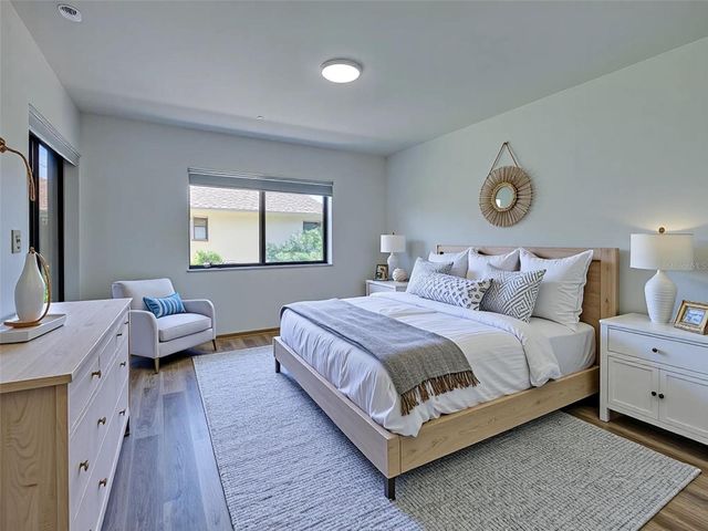 2004 LONGPOINTE CIRCLE E2, Venice, FL 34293